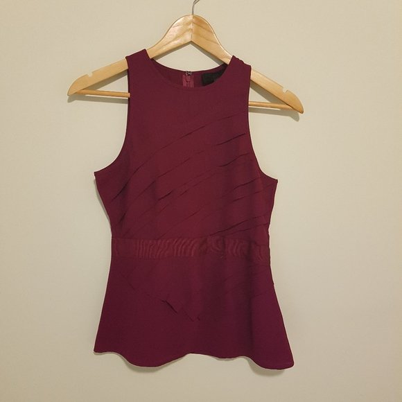 Banana Republic Burgundy Sleeveless Top - Picture 7 of 8